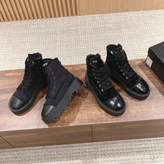 对版2025秋冬菱格增高厚底马丁靴小香风真皮拼接金属字母系带短靴