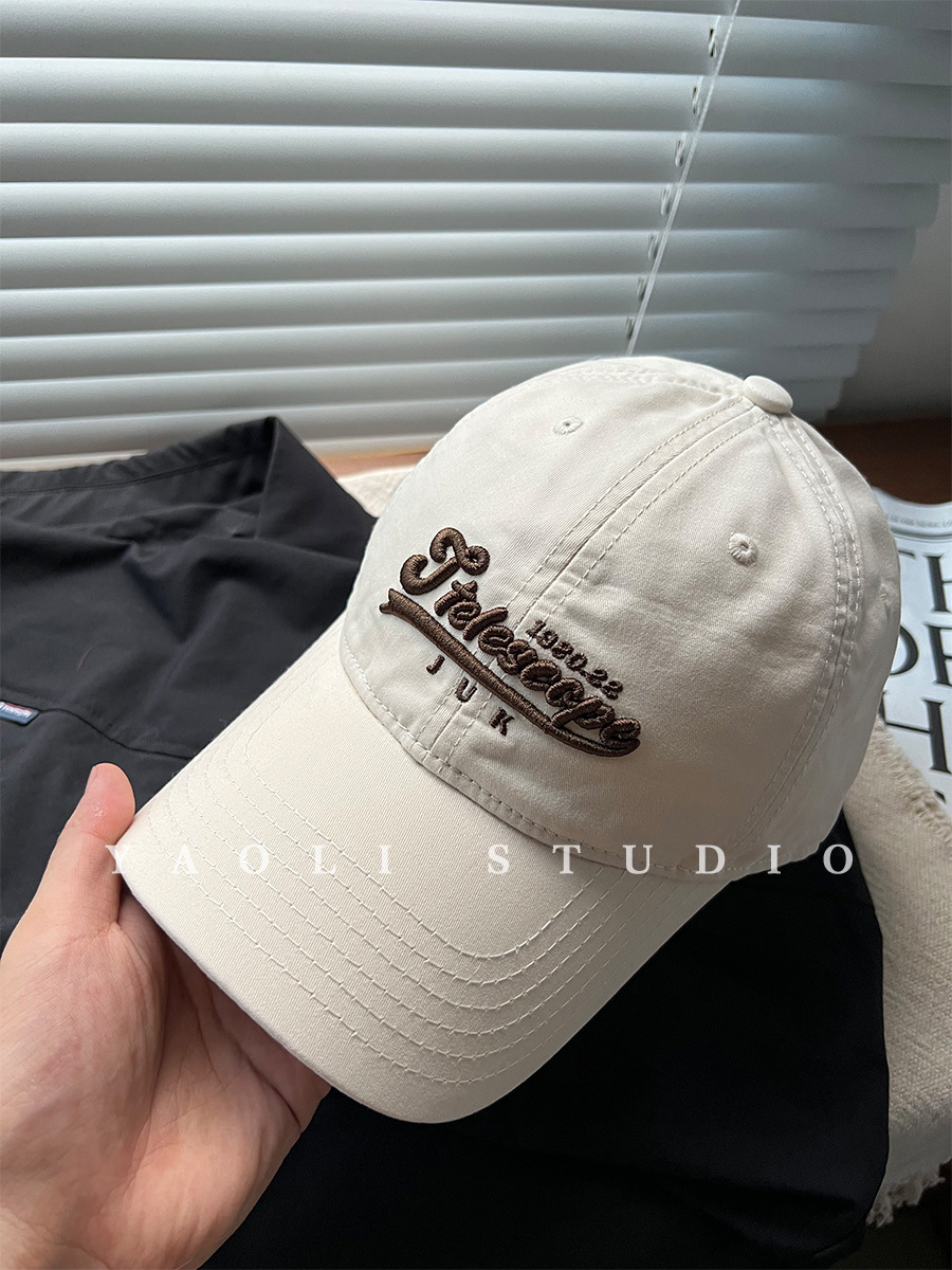 Corea del Sur Inglés bordado sombrero de béisbol mujer pareja de cabeza grande cara pequeña sombrero de protección solar