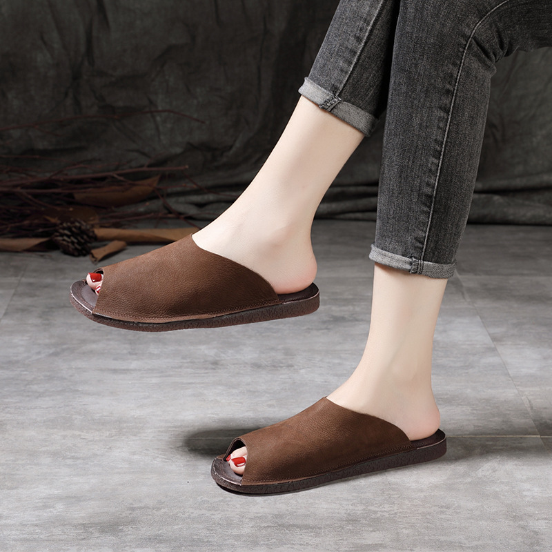 First-Layer Cowhide Slippers for Women, Flat-Soled for Outdoor Wear, 2025 Retro Tendon Soft-Soled Lazy Sandals for Women, Wear-Resistant Soft Soles