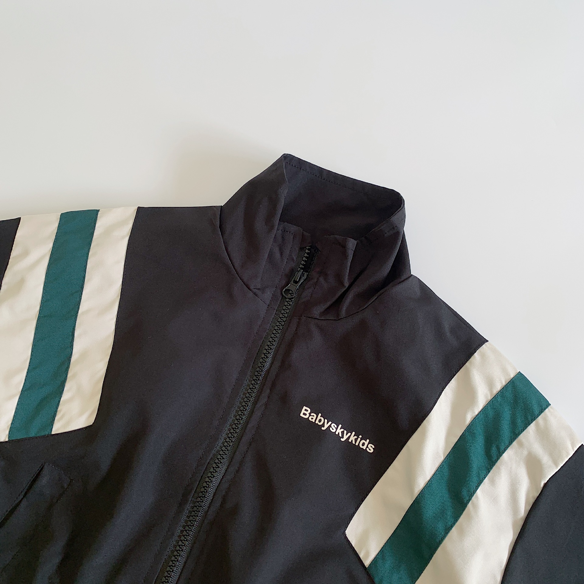 Chaqueta para niños Maibao 2025 primavera nueva camisa con cremallera para niños pequeños y medianos