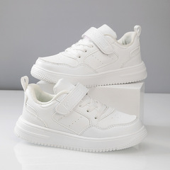兒童白色運動鞋男童小白鞋校園白鞋皮面防水小學生板鞋女童白色鞋