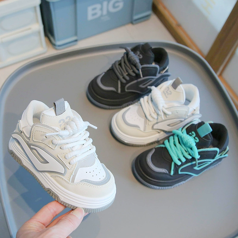 Детская спортивная обувь весна-осень 2025, повседневные кроссовки для мальчиков, высокие белые кеды для девочек, мягкие детские лоферы.