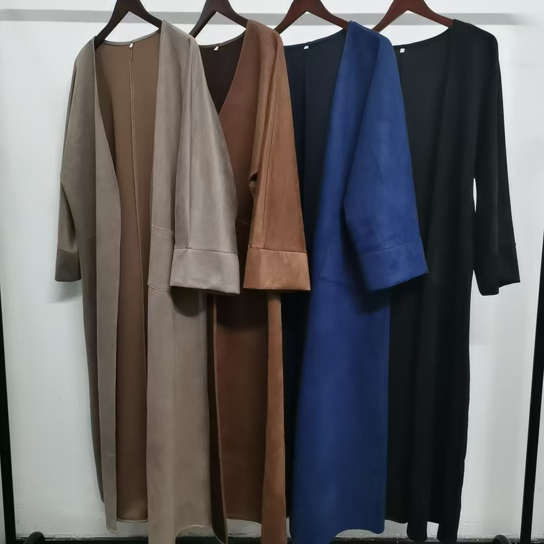 Factory direct supply of Yiduoduo's new autumn/winter suede cardigan dress from Türkiye, available on AliExpress (product number 24891).