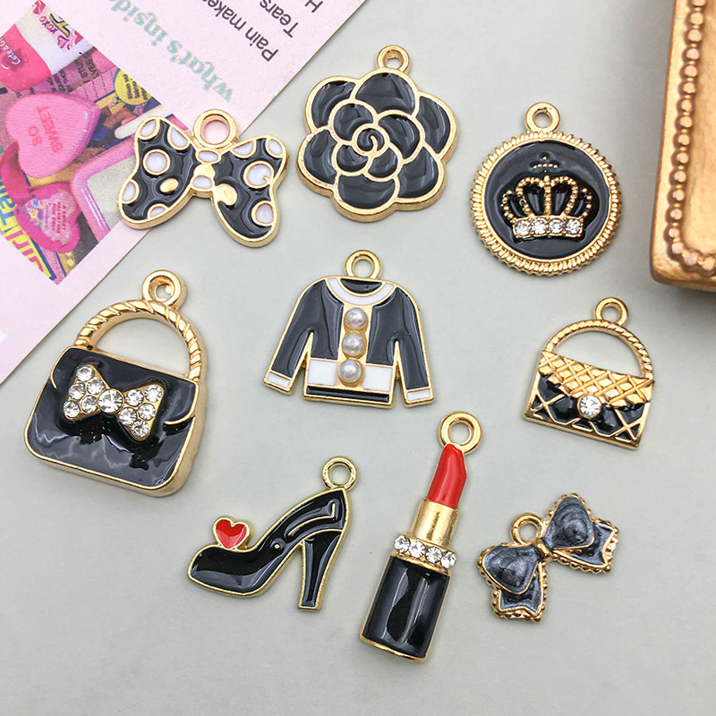 4g Weight Pendant Jewelry Making Type 13 * 15mm, 14*16MM, 7 * 20mm Jewelry Making Size Jewelry Accessories Classification 16 Models Per Model 1, 16/Bag Quantity Alloy Material Lipstick, Flower, Bow Knot Pattern Enamel Design Lady Style 16 Models Per Model 1, 16/Bag 13 * 15mm 14*16MM 7 * 20mm Alloy Lipstick Flower Bow Knot Pendant 7