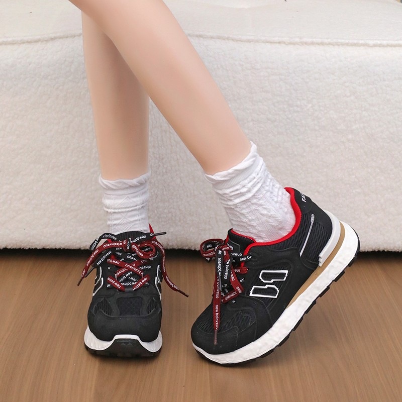 Zapatos de entrenamiento transpirables coreanos para mujeres primavera y verano 2026 nuevos zapatos deportivos casuales transpirables de suela suave Agam