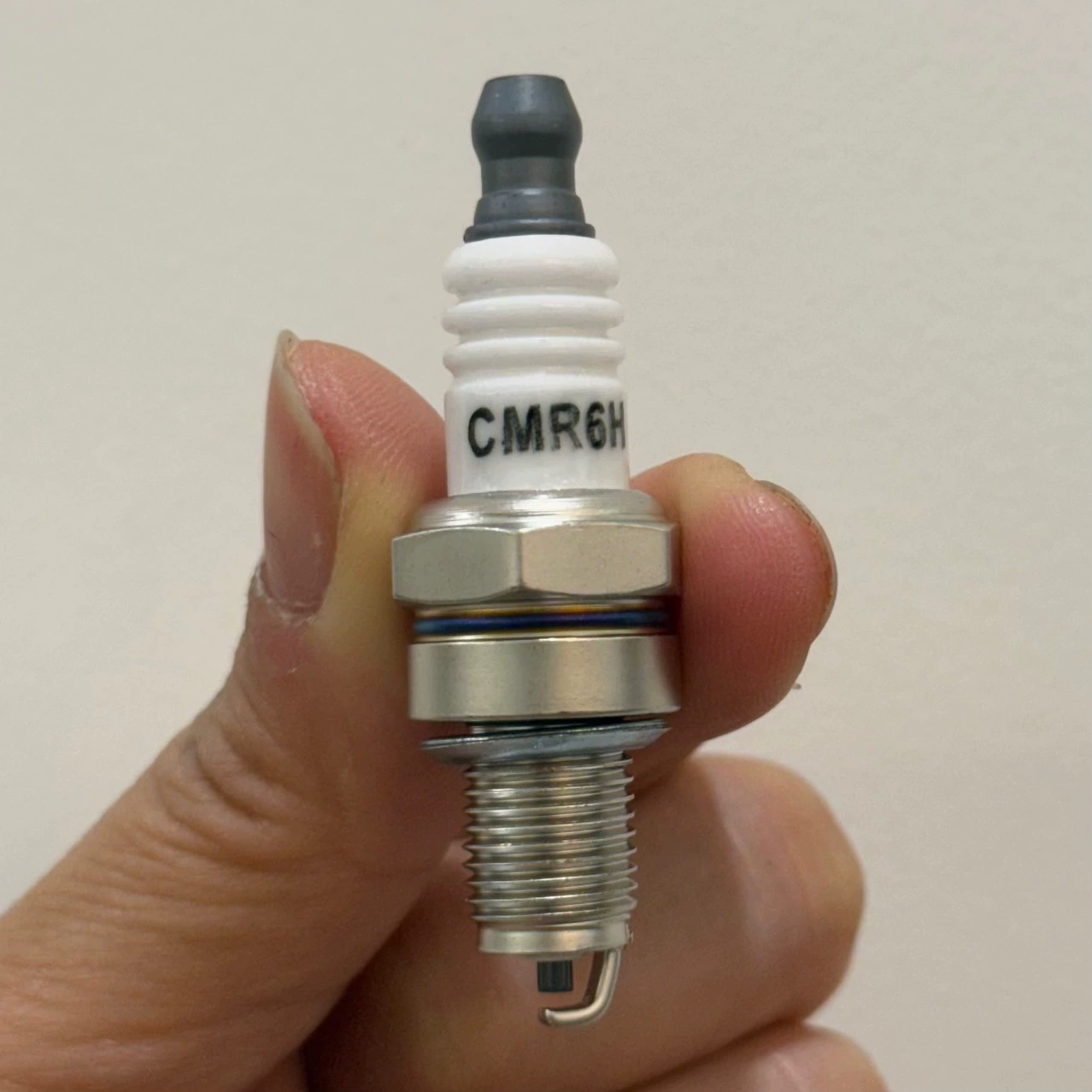 CMR6H/CMR5H/CMR7H/GX35 свечи зажигания косилка двухтактная машина для садового масла пила распылитель