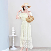 2025夏季一字肩连衣裙法式宫廷风大翻领立体刺绣原创设计师连衣裙