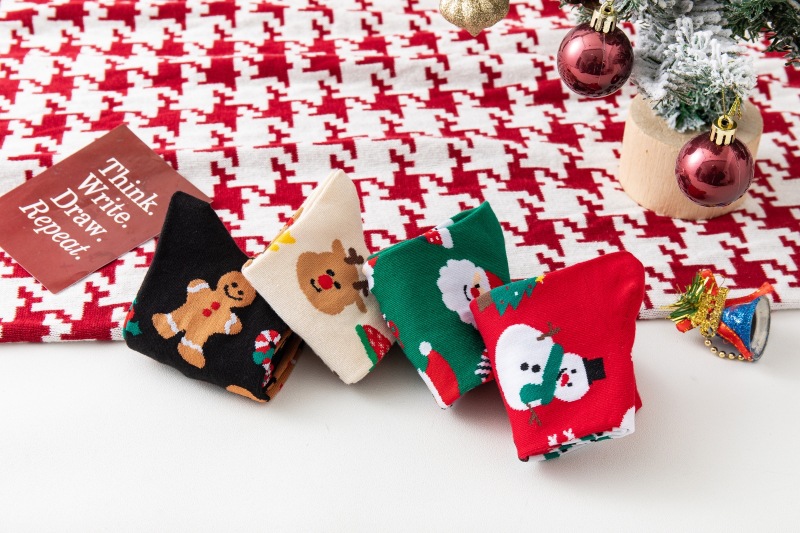 Cotton Fabric Type Stretchy Elasticity Daily Occasion Christmas Cartoon Style Women'S Santa Claus Gingerbread Cotton Crew Socks