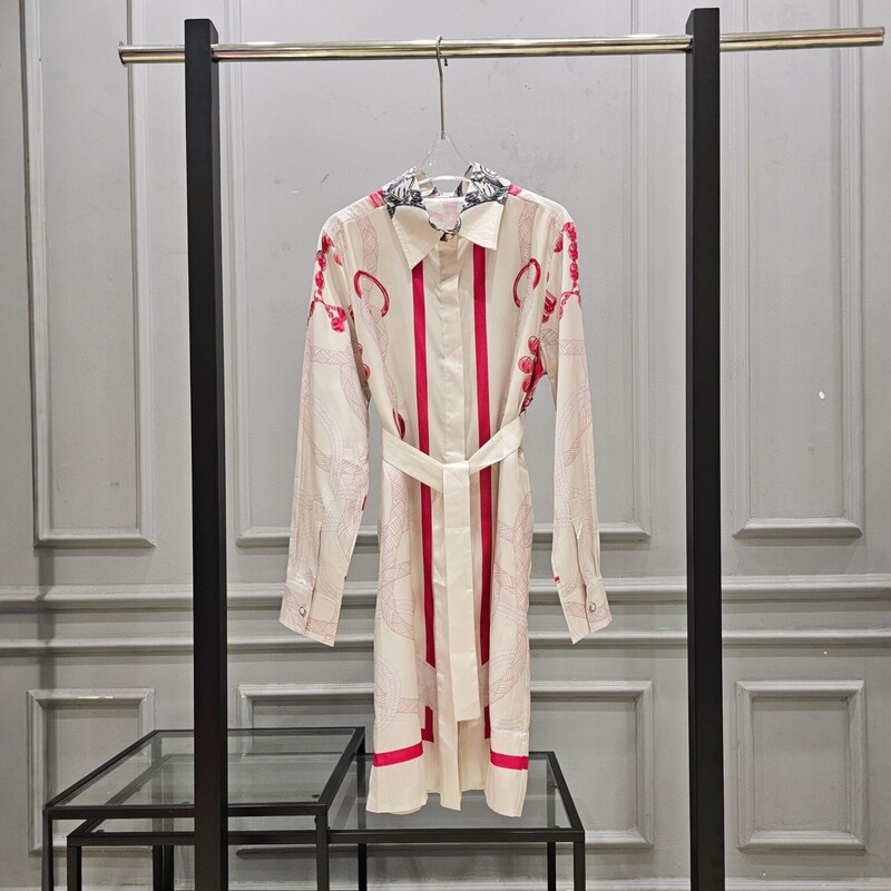 French Old Money Style Rope Knot Print Long-Sleeve Shirt Dress with Turn-Down Collar, Waist-Cinching, Slimming Twill Silk Elegant Dress French Old Money Style Rope Knot Print Long-Sleeve Shirt Dress with Turn-Down Collar, Waist-Cinching, Slimming Twill Silk Elegant Dress