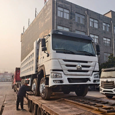 Yük maşınları Dump Truck, 12-Wheel Mining Engineering