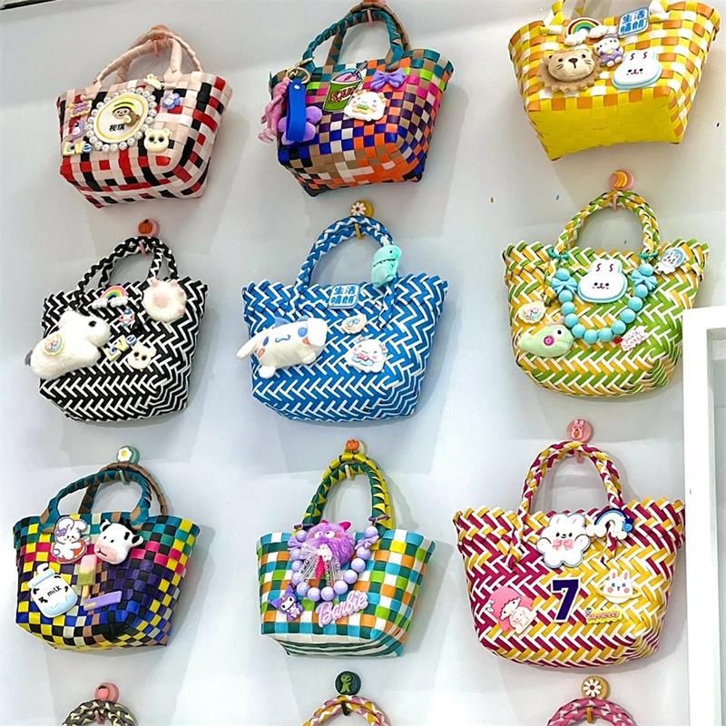 Camera_XHS_166668110938901027s