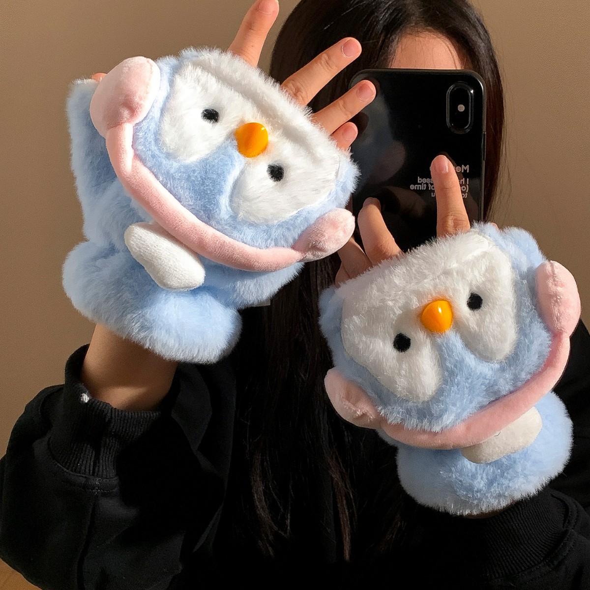 2025 nuevos guantes de pelusa lindos pingüinos chicas invierno versátil estilo coreano guantes de cuello corto de dibujos animados cálidos