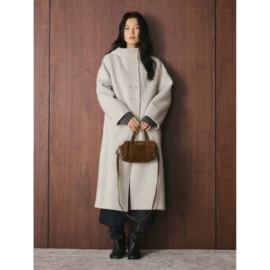 休闲裤;毛衣;女式T恤