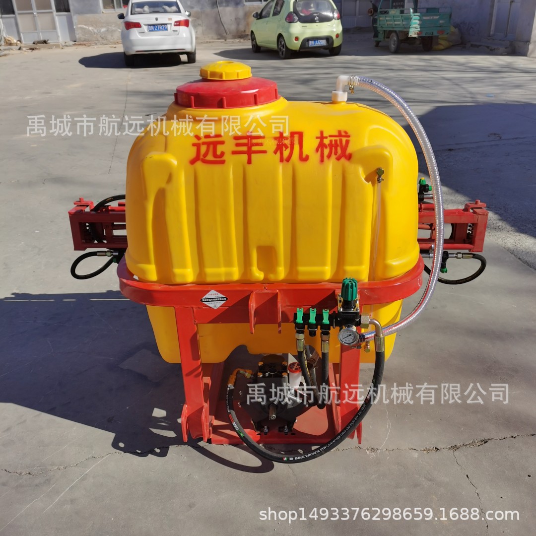 悬挂式500升8米宽的打药机 不锈钢走水管单独开关喷头的喷药机罐