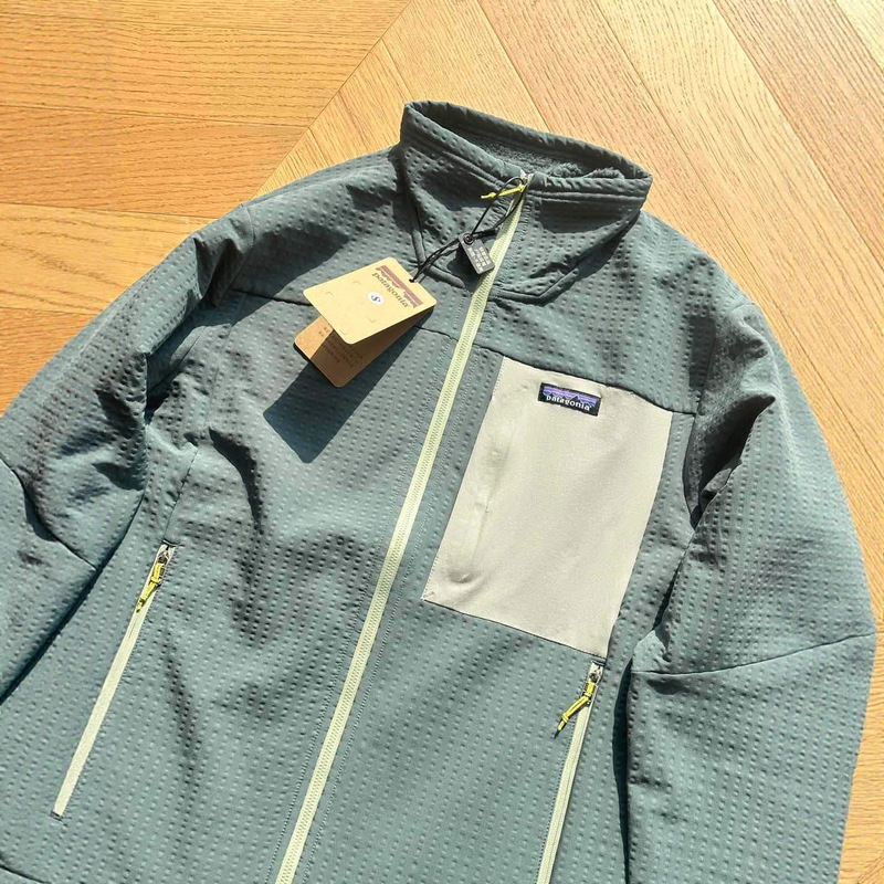 Pata R2Techface Soft Shell Fleece Jacket for Men and Women, Thickened Outerwear, Windproof and Water-Repellent, Mid-Layer with Stand Collar