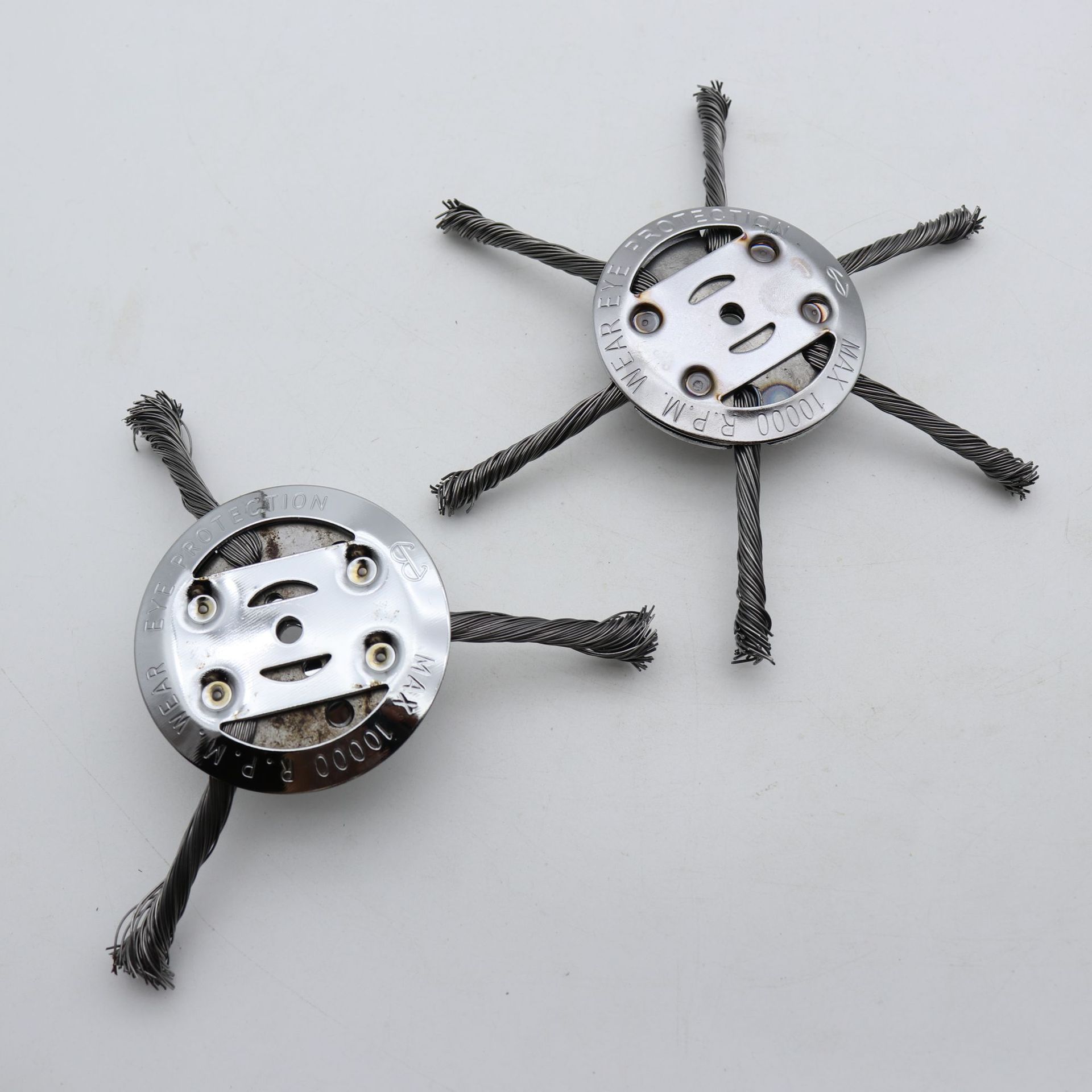 割草机打草机头 扭丝碗型钢丝除锈打草头除草头 割草机割灌机配件