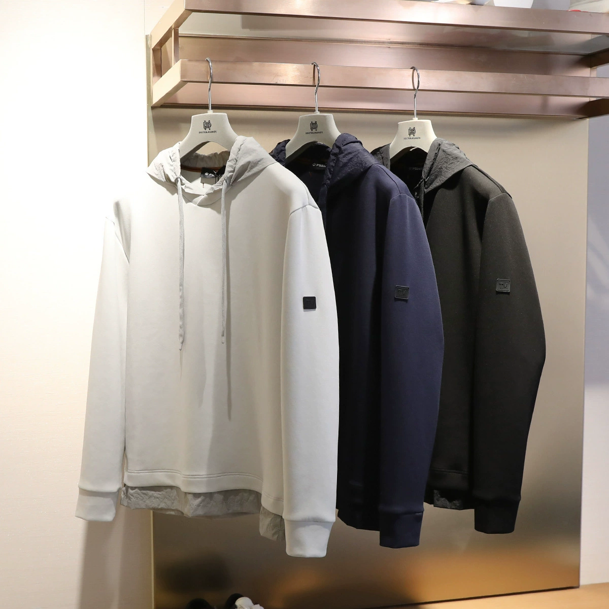 Итальянская роскошь! Осенний новый сэндвич воздушный слой свитера для мужчин повседневное сшивание с капюшоном