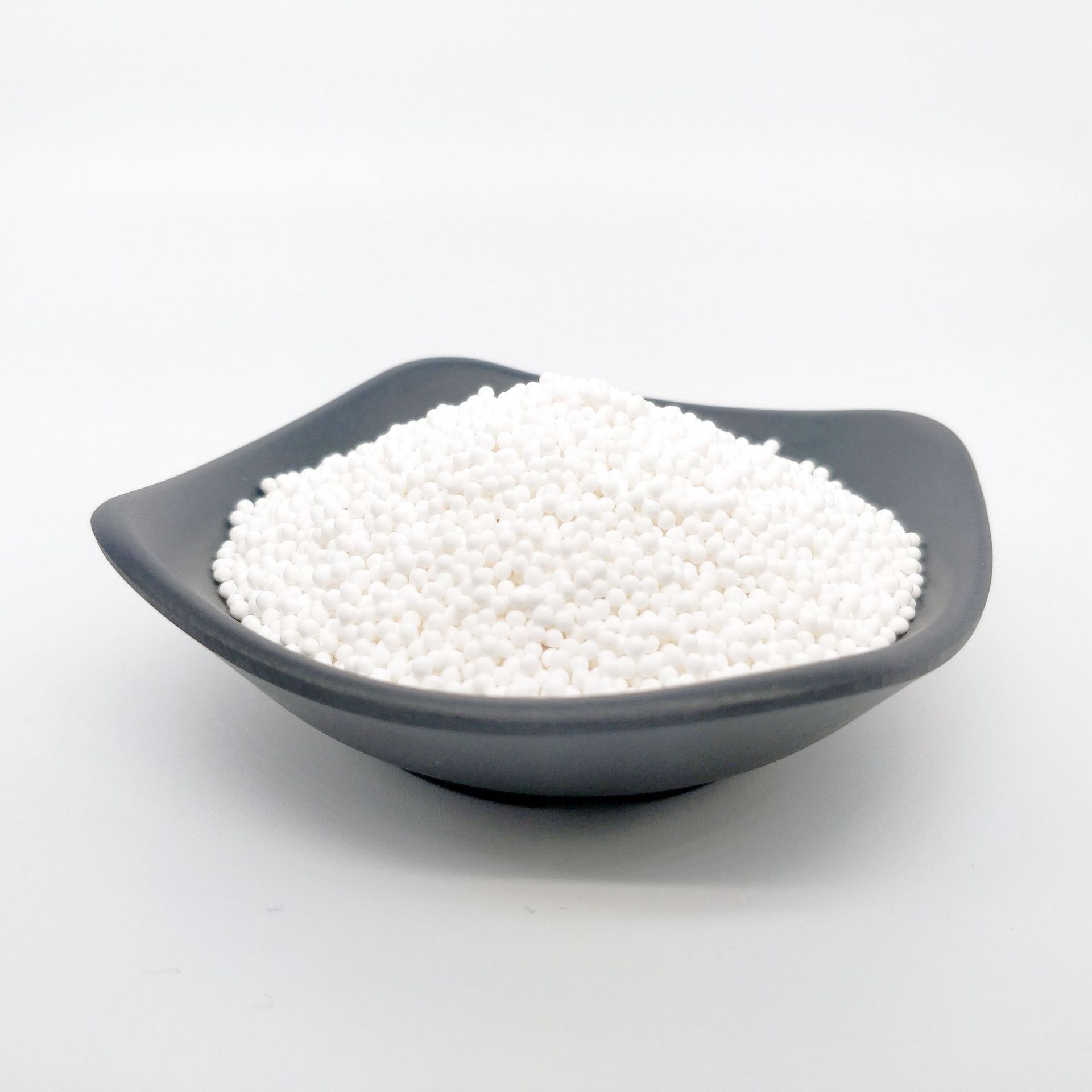 中瓷活性氧化铝陶瓷球陶瓷填料洗涤塔供应批发耐腐蚀洗涤塔专用