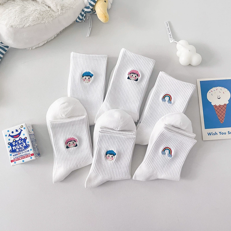 Demi-season white rainbow embroidery, Japanese cute colored knee socks for elementary school students, with embroidery