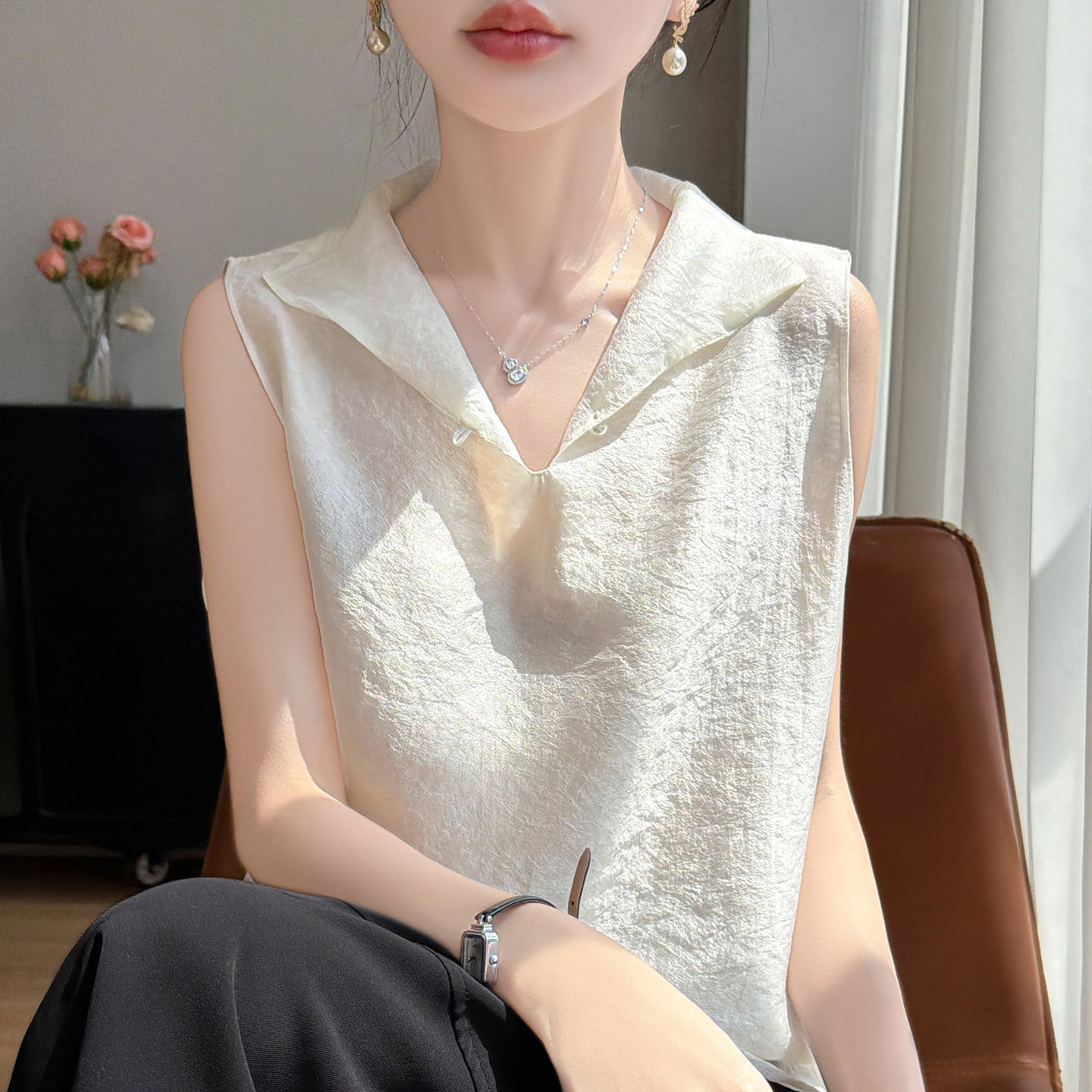 màu trắng ngà