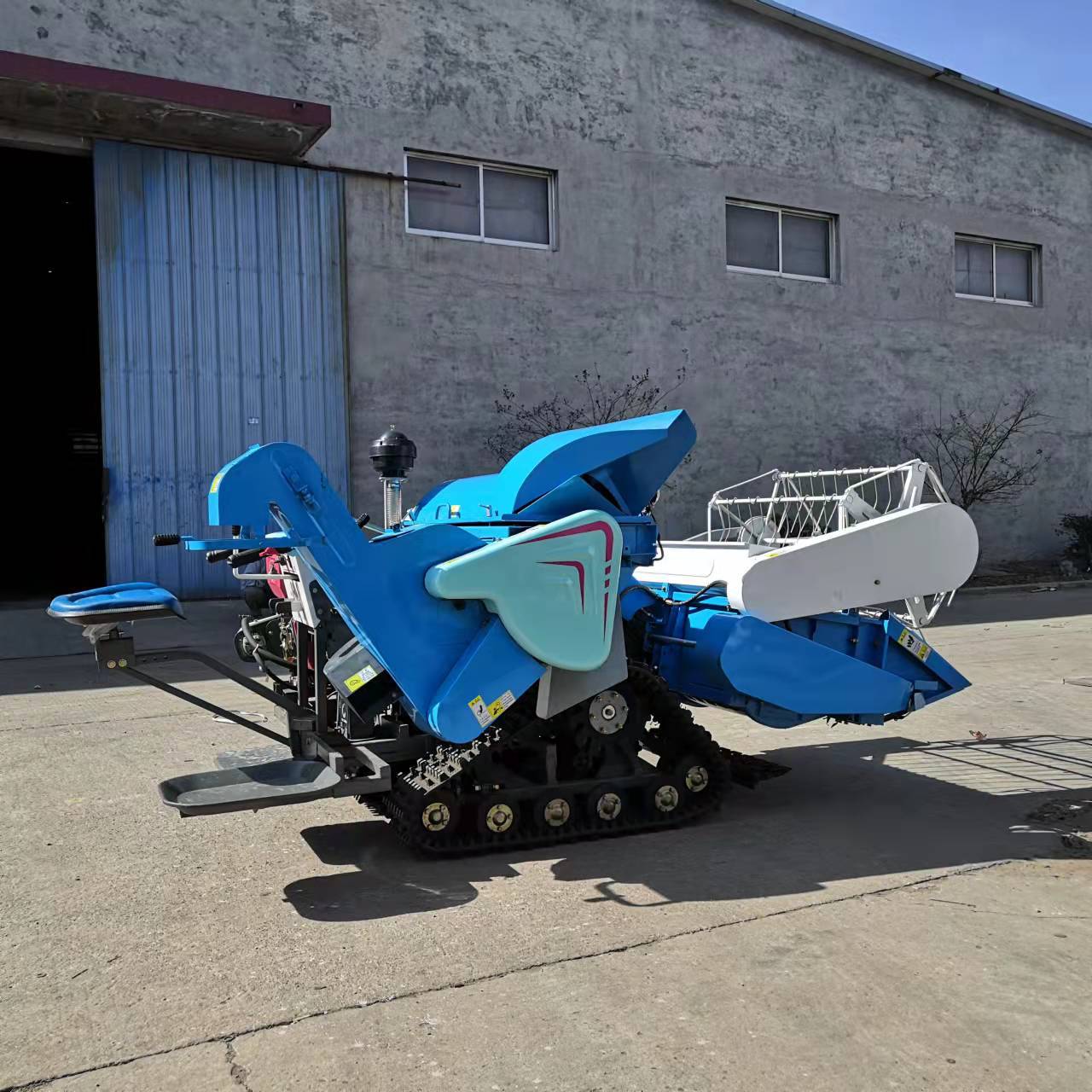 手推式稻谷联合收割机 15马力水稻小麦收割脱粒装袋机 大豆收割机