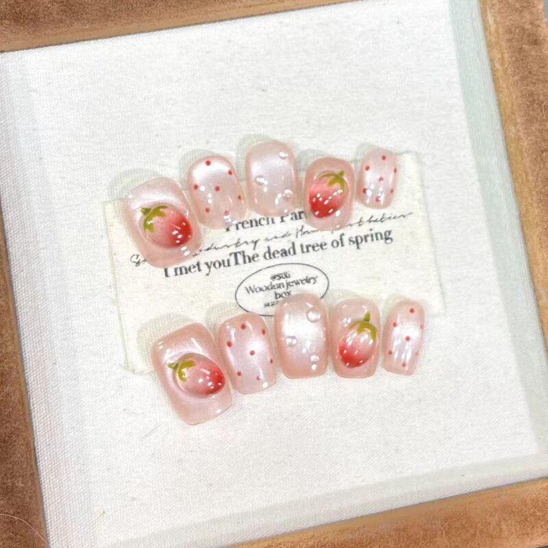[Strawberry Bobo] Daily Short Cute Wearable Nails Pure Handmade Hand-Painted Cat-Eye French Manicure Nails