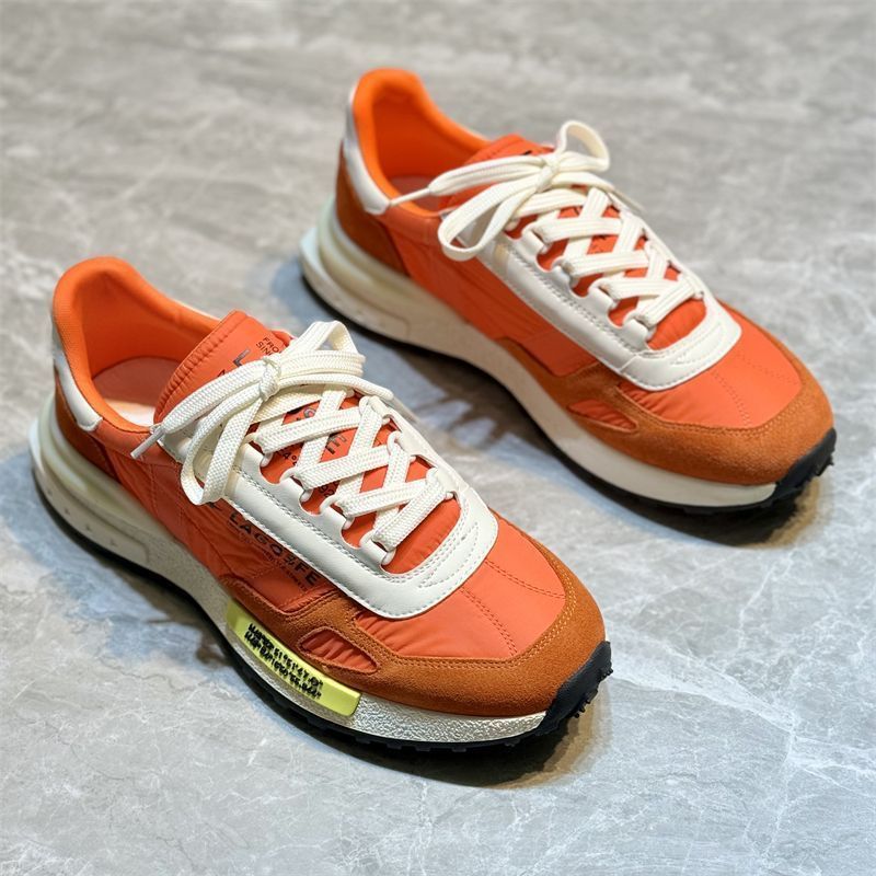 Europa lujo ligero zapatos de hombre de otoño 2025 nuevos zapatos transpirables de moda Gump zapatos deportivos casuales con suela gruesa