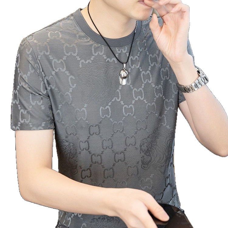 Joven seda de hielo nueva moda camiseta de base de manga corta tendencia de verano delgada camiseta de cuello redondo camiseta de manga corta guapo hombre camiseta