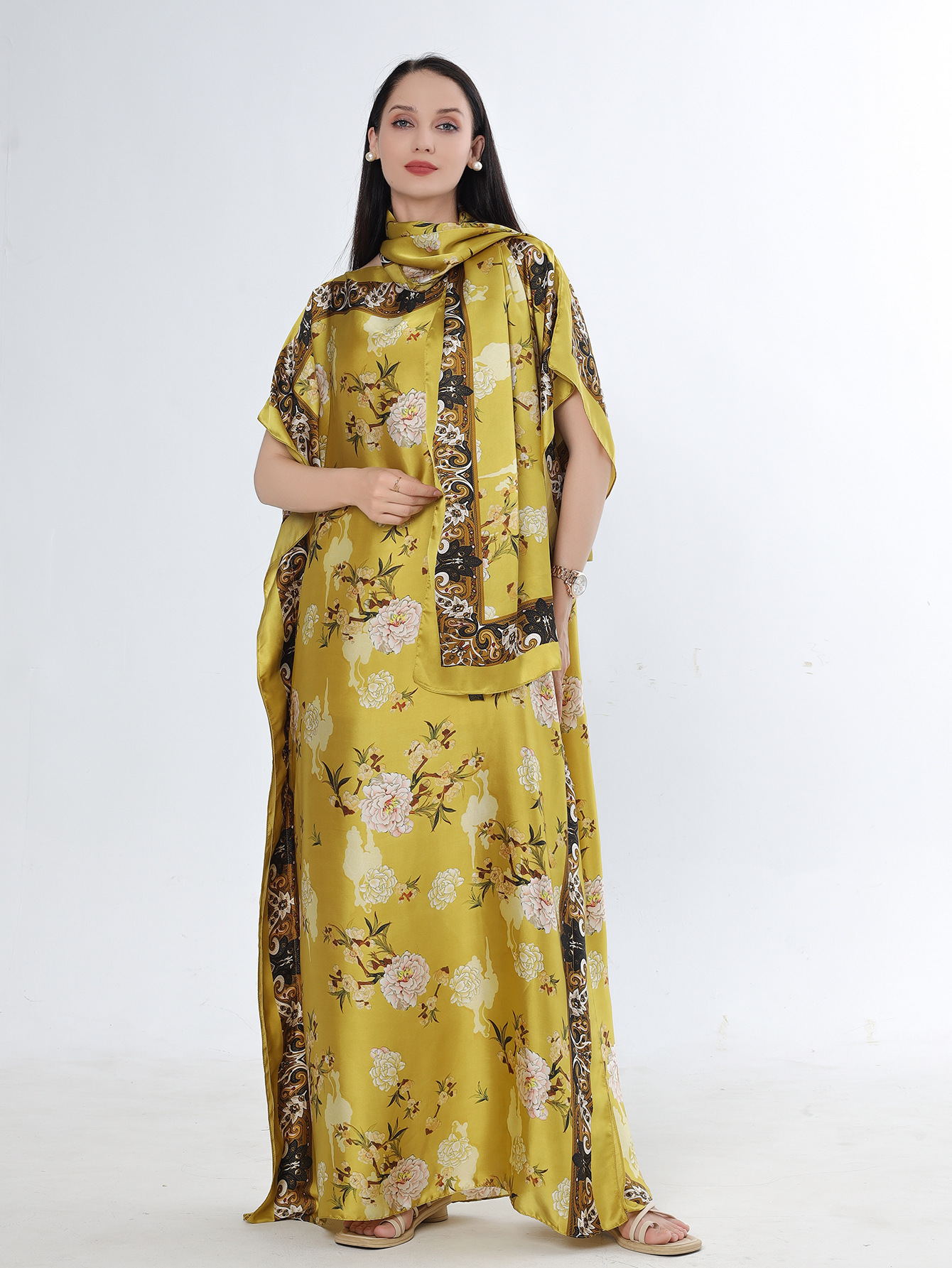 2025 primavera y verano nuevo Amazon venta rápida ropa malaya camisa de arena imitación seda brocado ropa de protección solar de vacaciones de playa