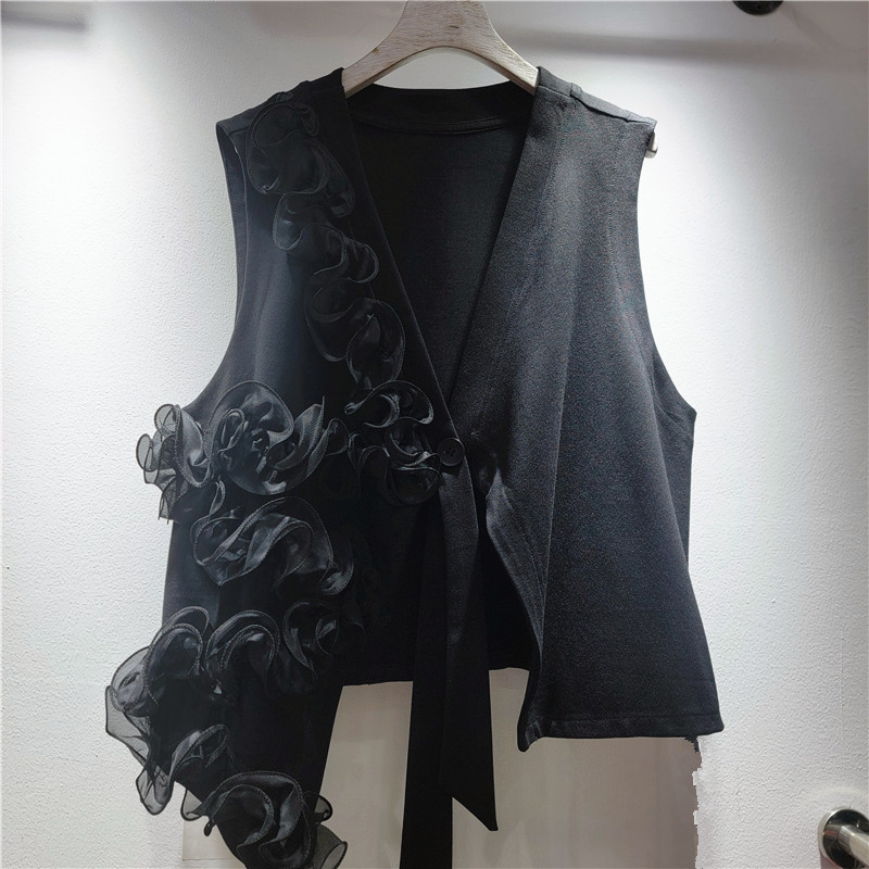 Flores tridimensionales de alto nivel de diseño de cuello en V chaleco de chaleco casual otoño y invierno 2025 nuevo tipo de chaleco plegable