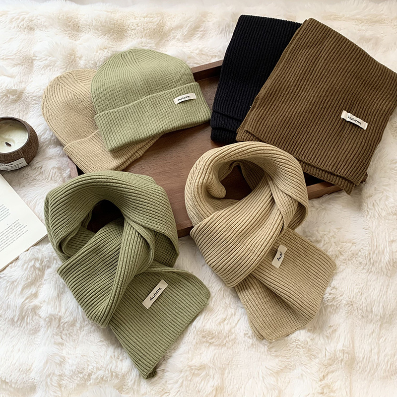 Guantes de sombrero de punto de tres piezas para hombres y mujeres parejas de invierno cálidas bufandas verdes guantes de sombrero