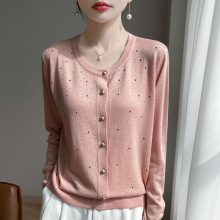 2025年春夏新款精纺羊毛圆领针织开衫长袖烫钻宽松百搭上衣外套女