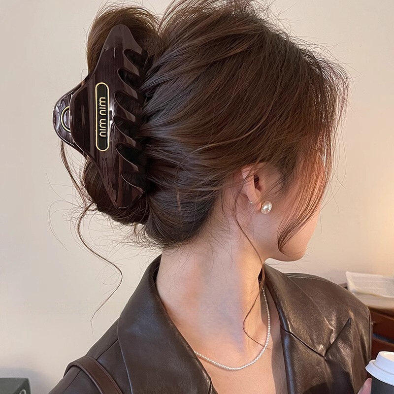 髪のボリュームが豊富な女性向けの高品質ヘアクリップ 2025年新作 高級シャーククリップ 春夏ヘアクリップ 後頭部ヘアアクセサリー|undefined