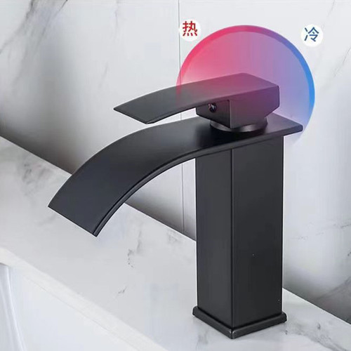 Cross-border stainless steel copper core low waterfall hot and cold faucet washbasin kitchen sink splash-proof universal single-hole faucet