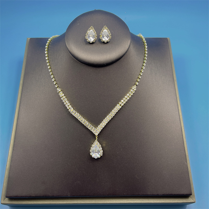 fashion classic simple bride wedding banquet rhinestone water drop necklace pendant