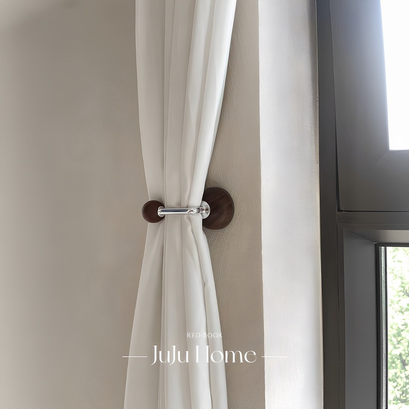 Medieval Style Curtain Hooks, No-Drill Installation, Suction Cup Holder, Wall-Mounted Shower Curtain Storage Artifact, Advanced Buckle Medieval Style Curtain Hooks, No-Drill Installation, Suction Cup Holder, Wall-Mounted Shower Curtain Storage Artifact, Advanced Buckle