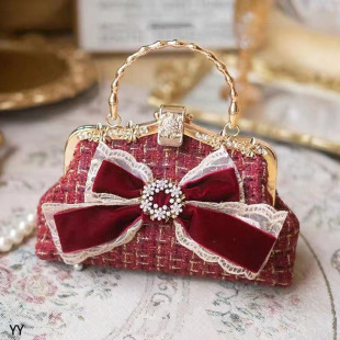 �z�q�����Yë������������¿Ů���μ�б��ڽ�����ٴ�