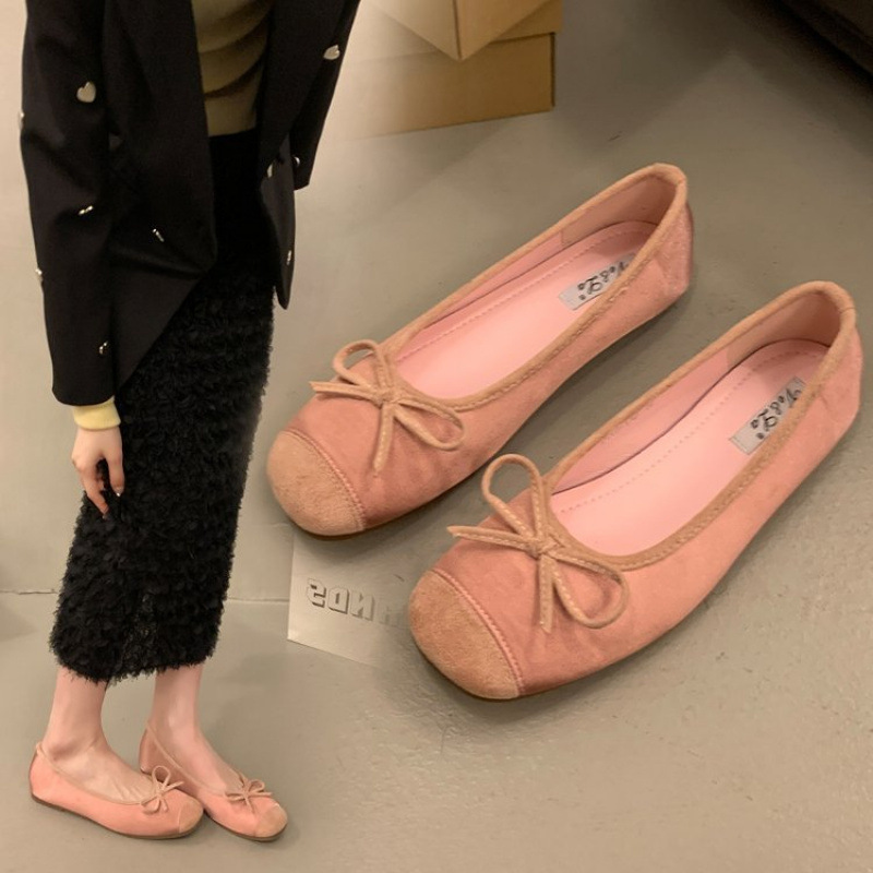 페어리 스타일 부드러운 평면 이브닝 신발 여성 신발 2025 새로운 봄과 여름 프랑스 스타일 실버 신발 여성 발레 신발