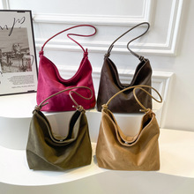 复古休闲通勤大容量包包女2024新款秋冬绒面托特包小众时尚单肩包