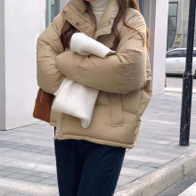 新款韩版羽绒服女短款新韩版宽松加厚白鸭绒小个子面包服外套批发