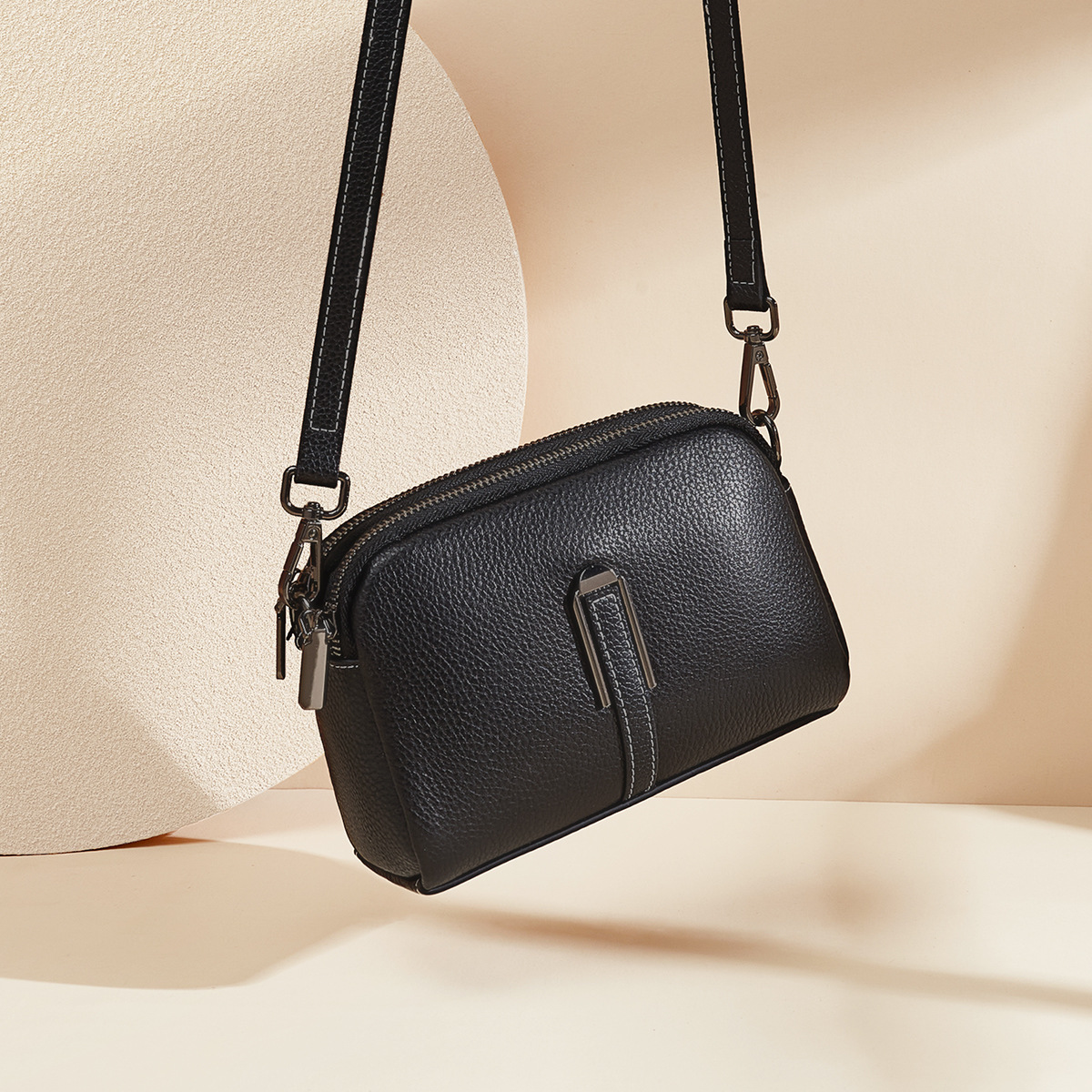 FOXER | GOLDEN FOX 가죽 가방 카우보이 2024 새로운 패션 중년 여성의 어머니 어깨 크로스 백