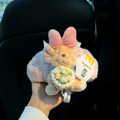Car tissue box/set: Car Armrest Tissue Box