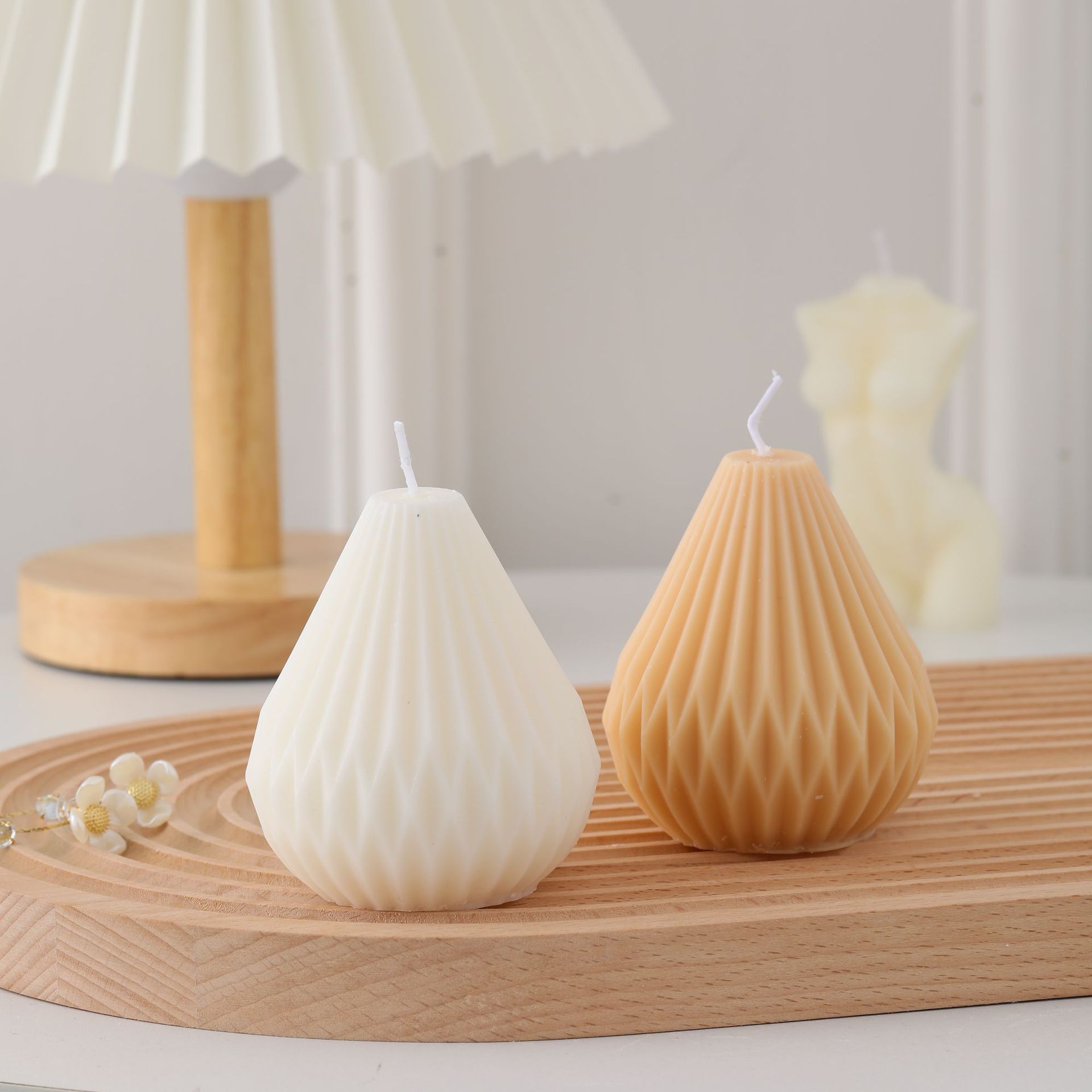 Classic Style Solid Color Soy Wax Candle display picture 4