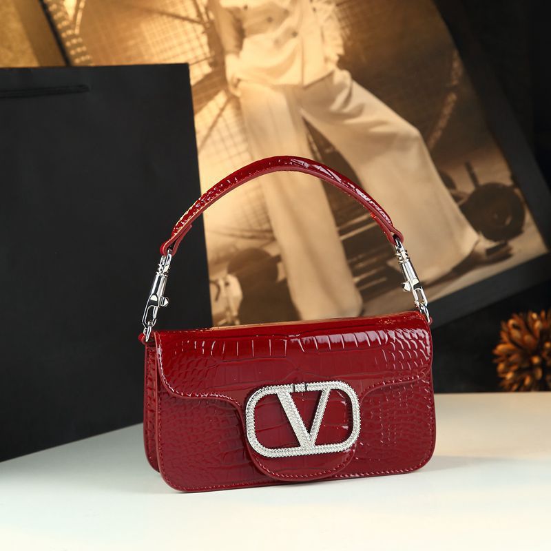 Qadın üçün kiçik kvadrat çanta, çiyin və çarpaz asma model