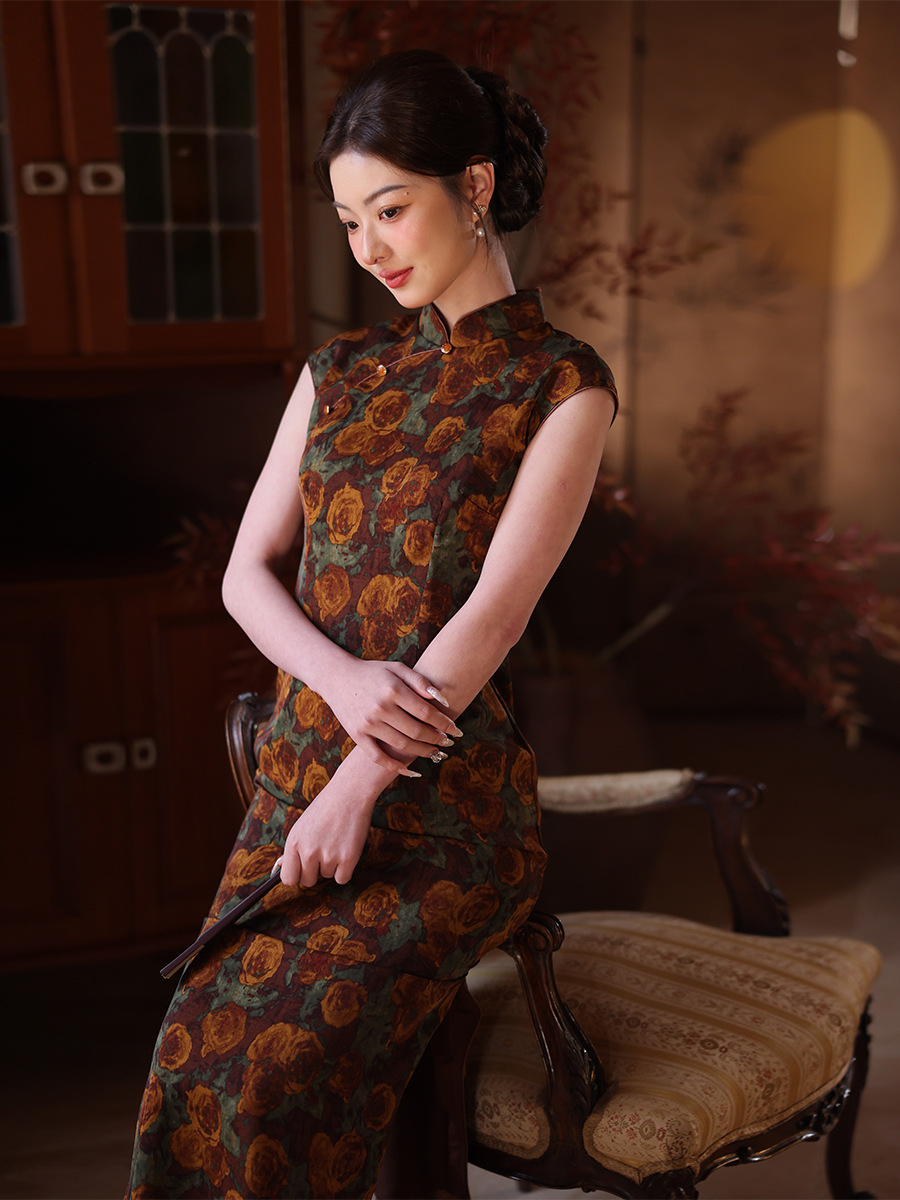 Elegant cheongsam
