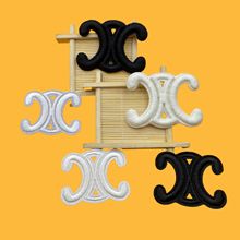 现货潮流凯旋门双C字母刺绣布贴服装鞋帽袜子装饰补丁贴