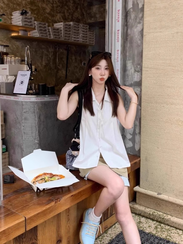 韓国白ノースリーブベストシャツ女性の夏のデザインニッチホルターシャツベビードールシャツ気質トップ|undefined