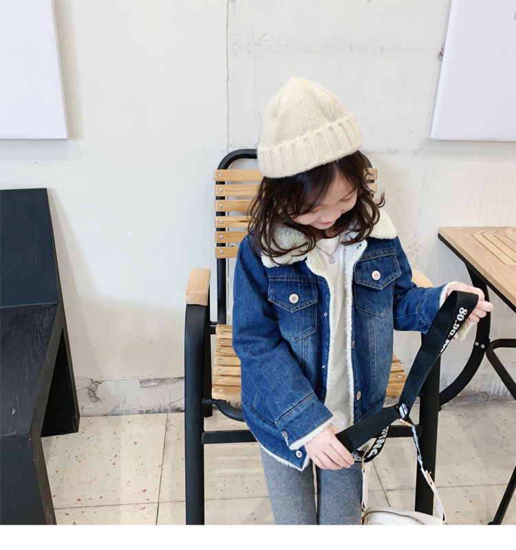 Giacca in denim di velluto per bambine, autunno e inverno 2025, nuova giacca in denim di lana di agnello per bambini di taglia piccola e media_voghion.com