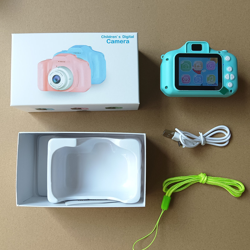 X2子供カメラは高精細ミニプリントカメラで撮影できます。