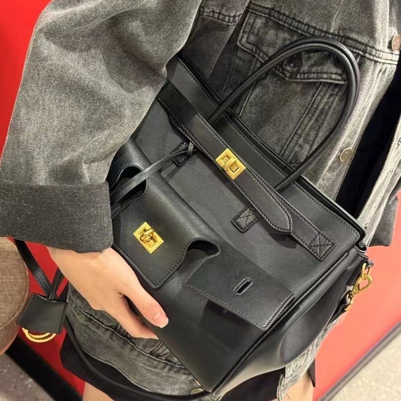 [ハイバージョン] Bの新しいロックウィングバッグ、小さなレトロな高級オートバイバッグ、牛革ハンドバッグ、トレンディ|undefined
